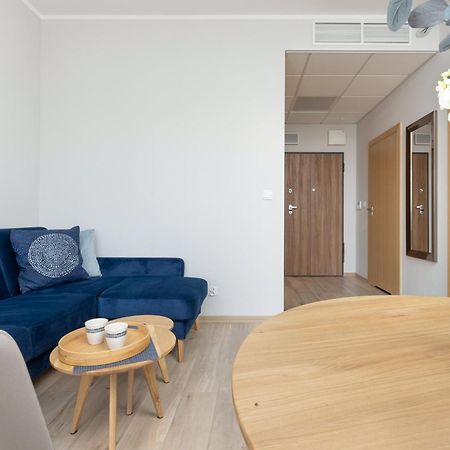 Business Center Apartments Warsaw Wola By Noclegi Renters Exterior foto