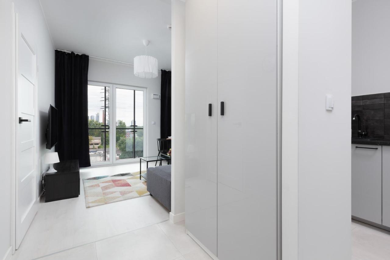 Business Center Apartments Warsaw Wola By Noclegi Renters Exterior foto