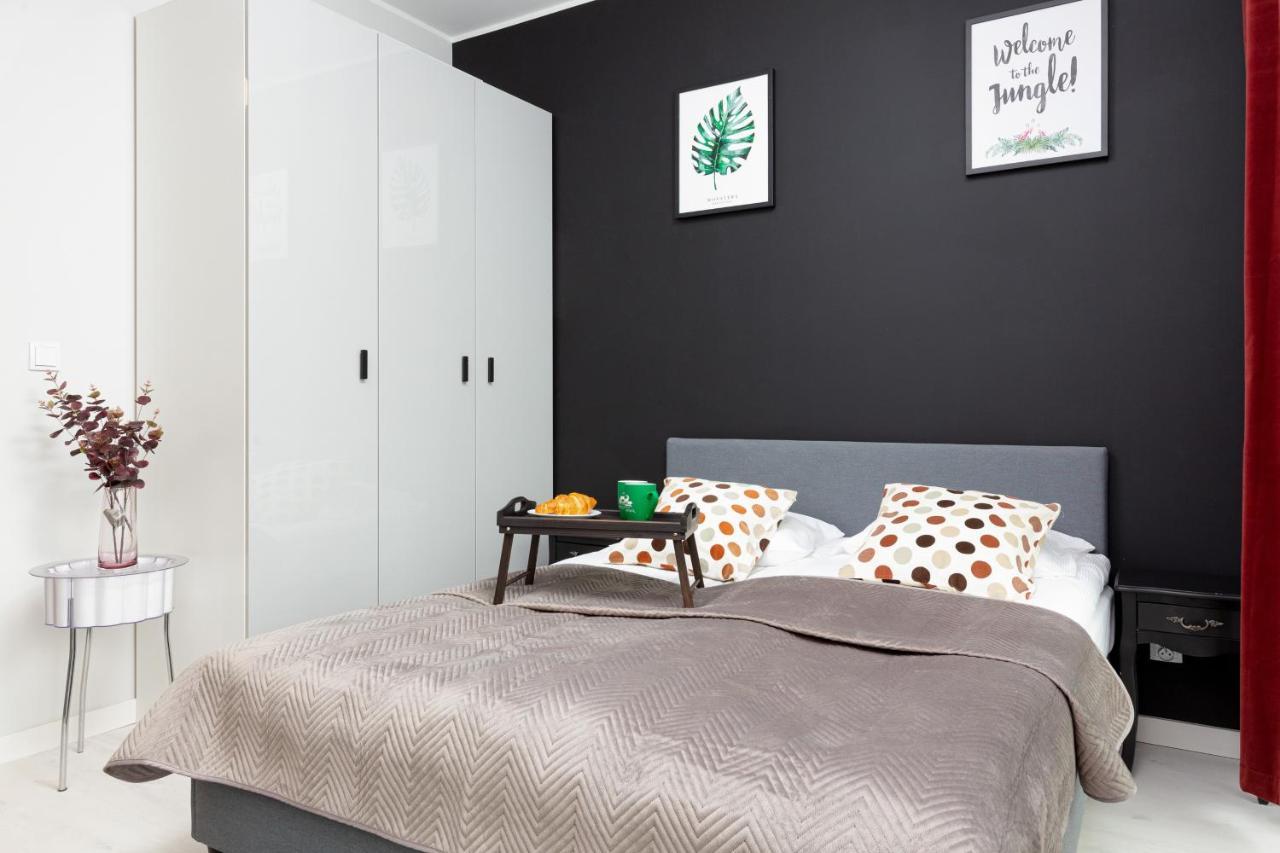 Business Center Apartments Warsaw Wola By Noclegi Renters Exterior foto