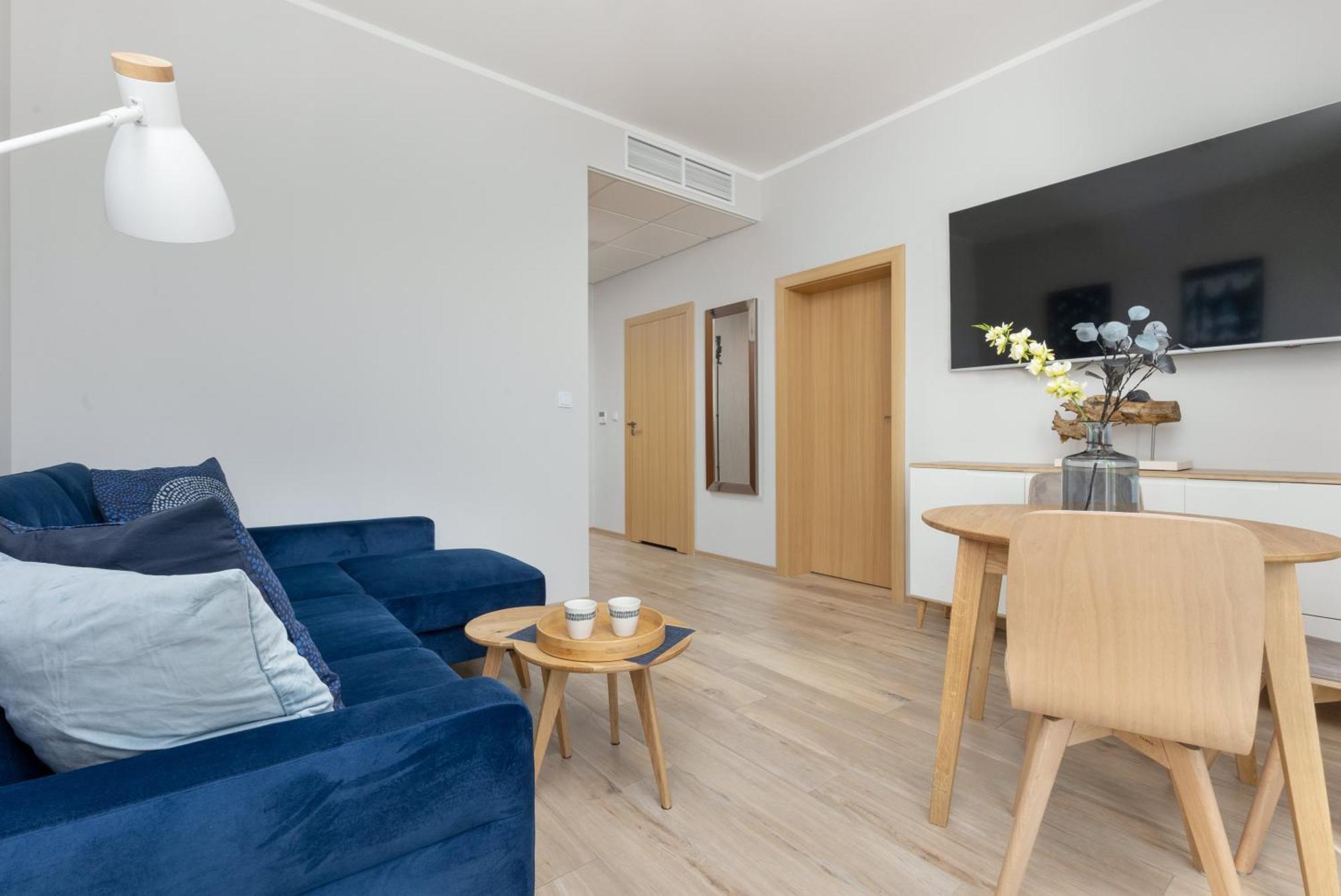 Business Center Apartments Warsaw Wola By Noclegi Renters Exterior foto